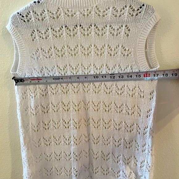 Ann Taylor Loft White Crochet Sleeveless Sweater - Picture 6 of 7